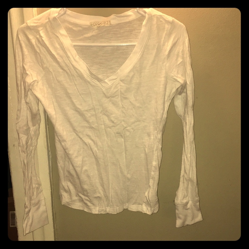White v neck tank
